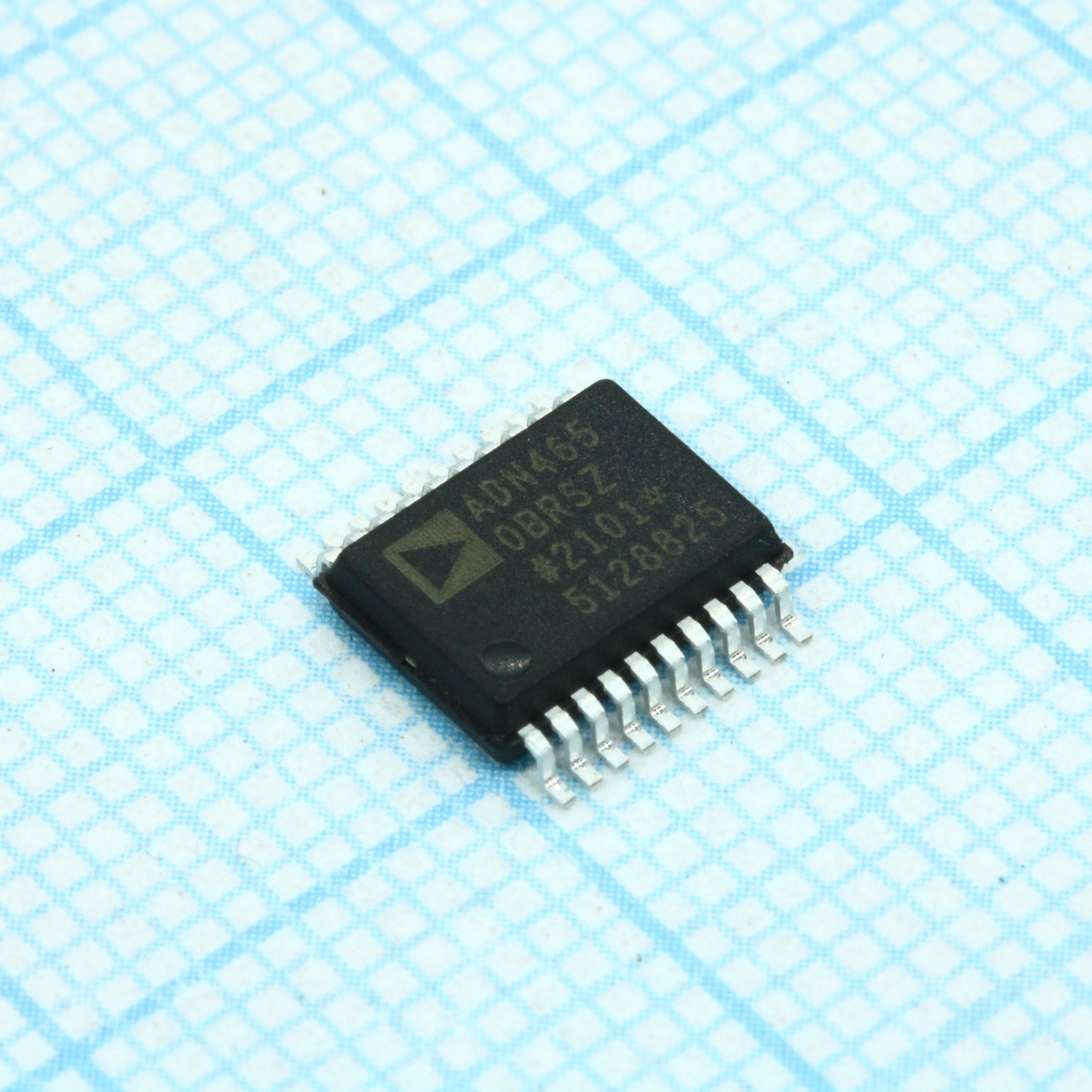 ADN4650BRSZ
